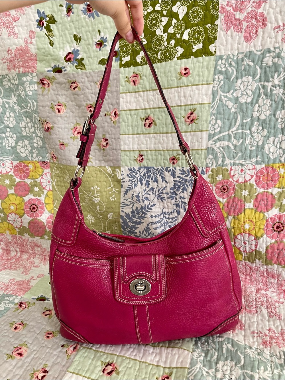 vintage coach pink hampton turnlock shoulder bag